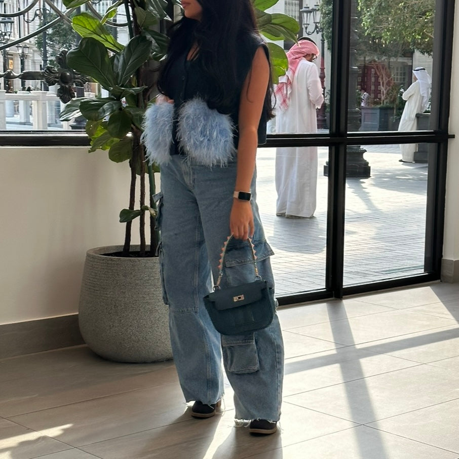 Feathery pocket vest