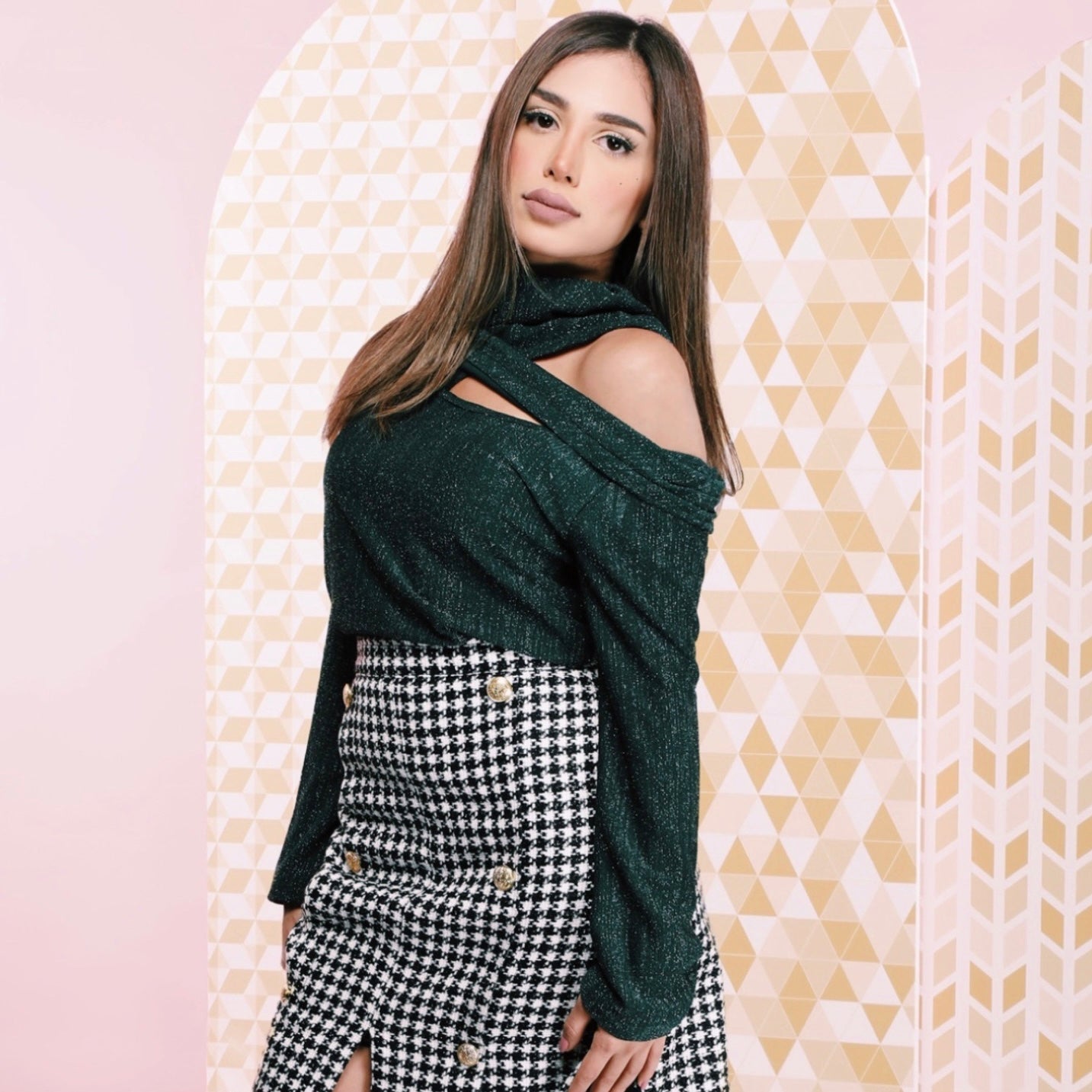 The Peekaboo top